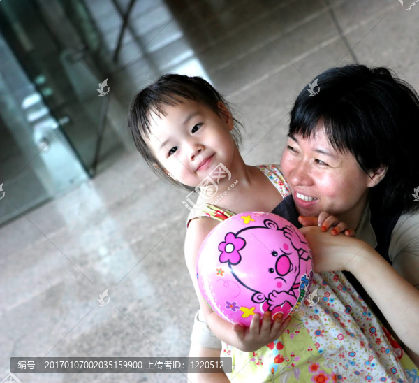 母親和女兒
