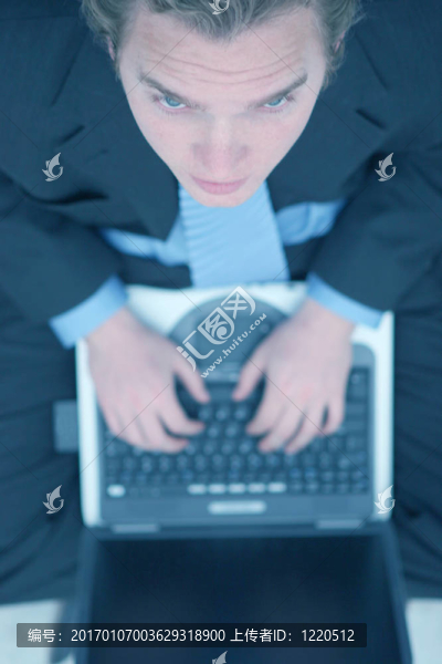 商人與筆記本電腦42