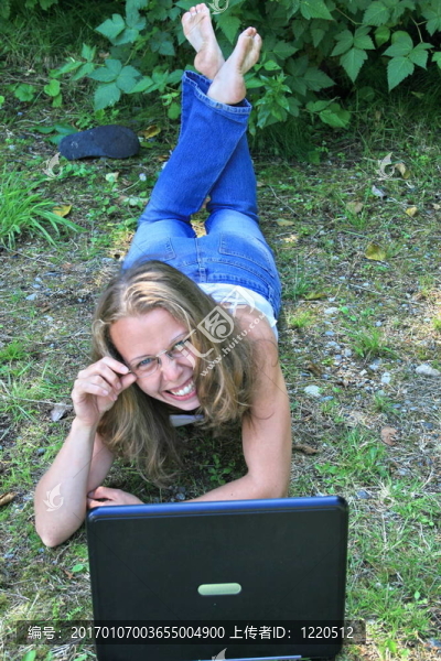 筆記本電腦woman3