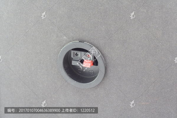 揚聲器連接器