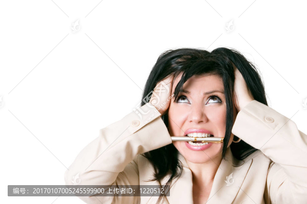 強(qiáng)調(diào)女人仰視