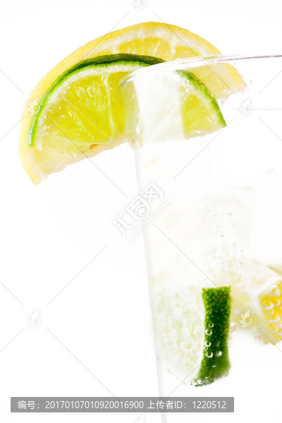 七喜檸檬和酸橙的玻璃