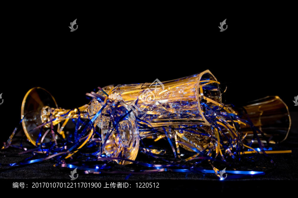 藍色和金色的慶祝