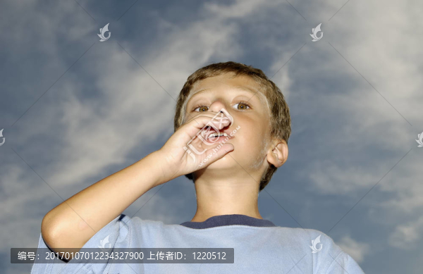 大喊