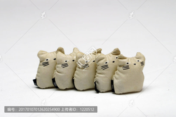 玩具貓