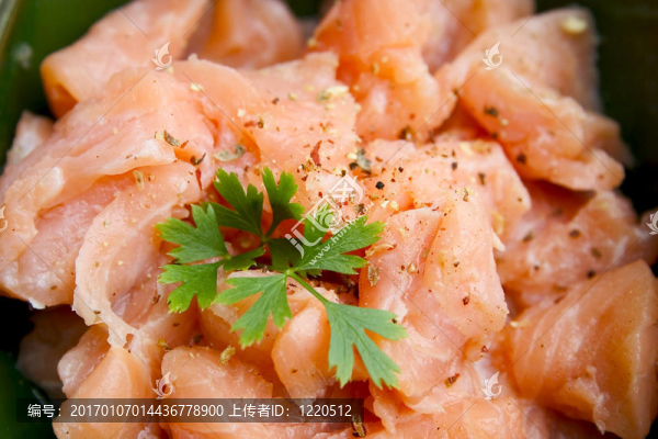 腌熏三文魚菜