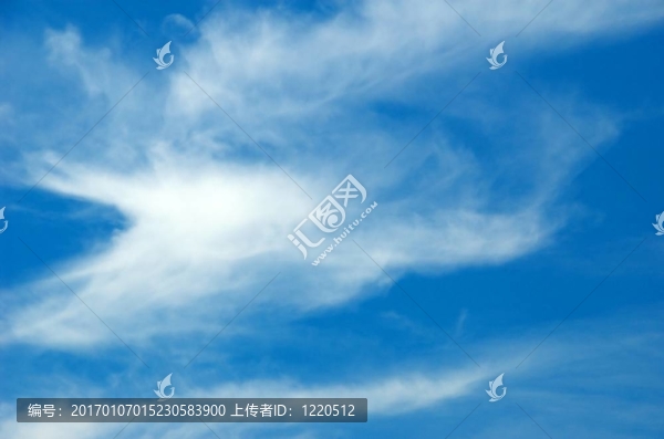 藍(lán)天白云與奶油白色云