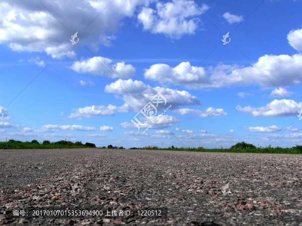 道路在地平線(xiàn)