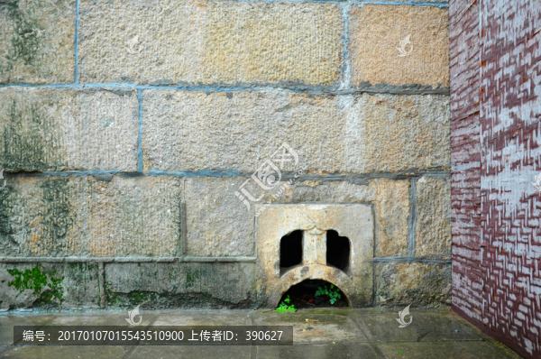 古建筑下水道