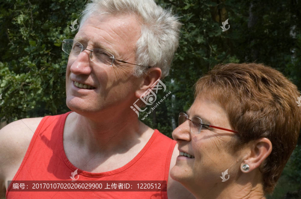 幸福的老夫婦-,1
