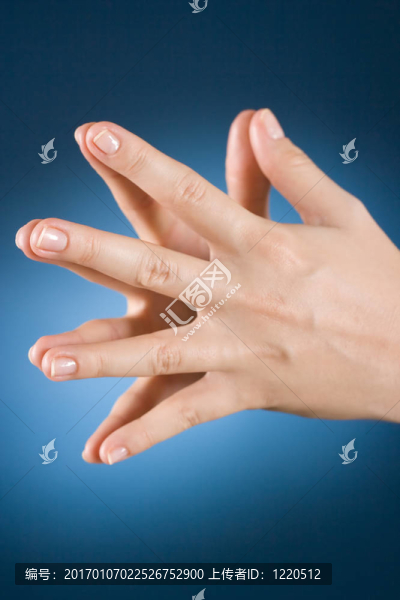 手穩(wěn)定的姿態(tài)