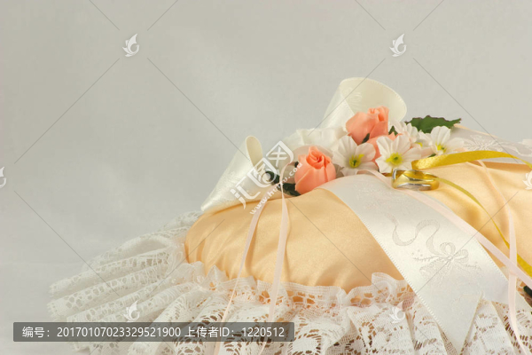 結(jié)婚戒指墊