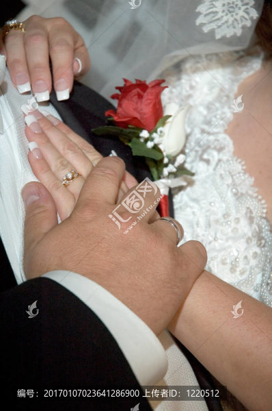 剛剛結(jié)婚