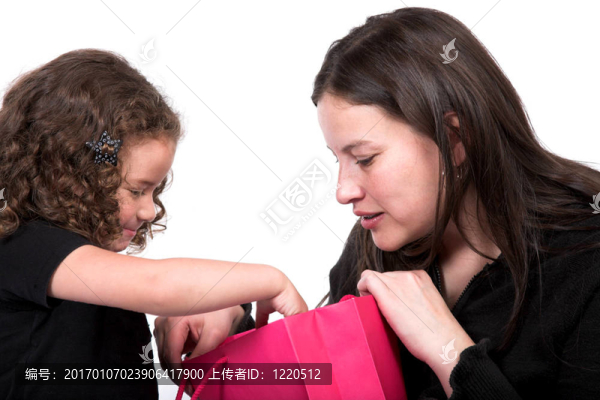 送禮物的女孩