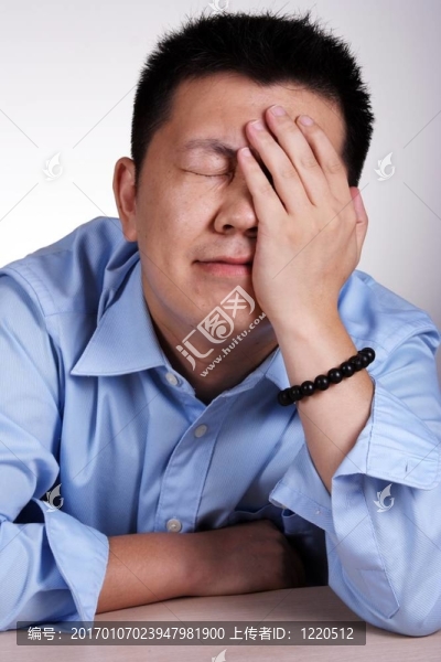 傷心的商人
