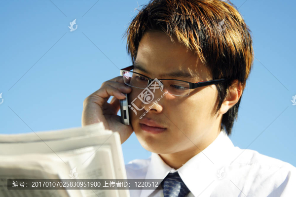 忙碌的商人
