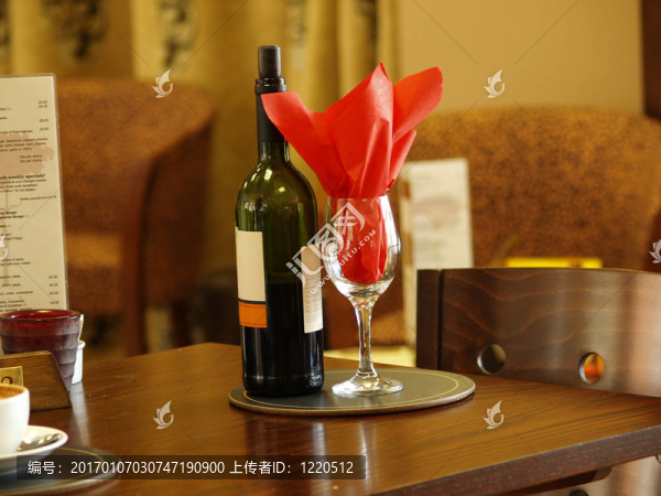 紅葡萄酒