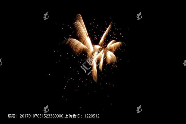 天空中的爆竹