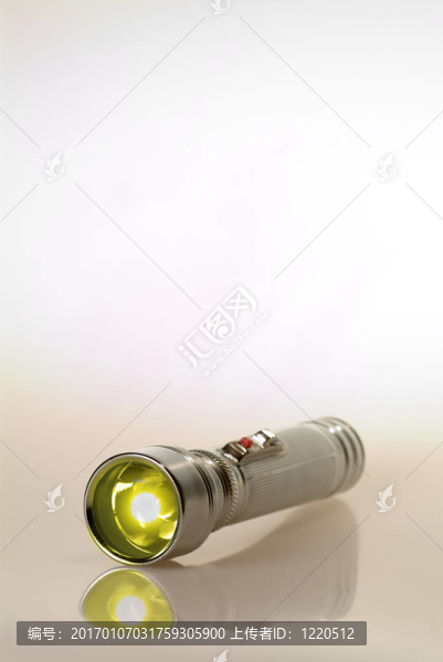 復(fù)古的手電筒
