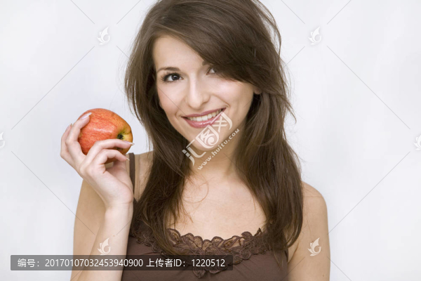 冒充紅蘋果的女孩