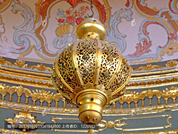 金色的燈