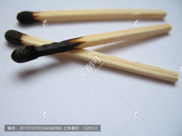 燃燒過的火柴