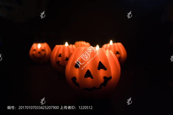 幽靈般的蠟燭