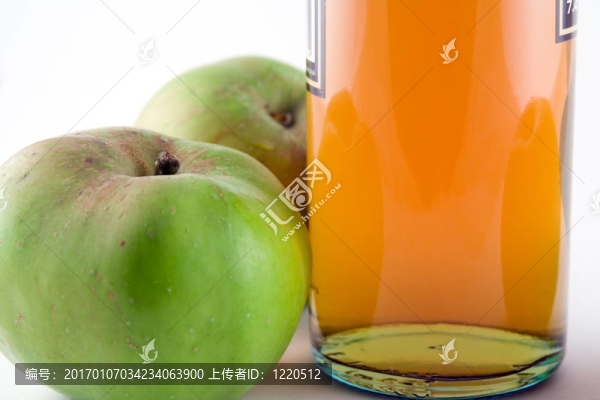 傳統(tǒng)的蘋果酒