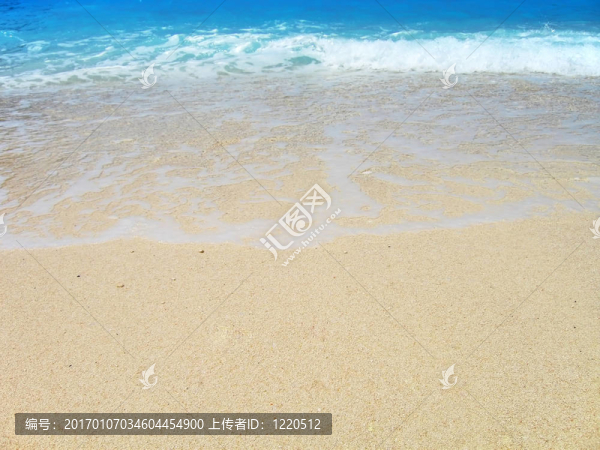 綠松石的海灘
