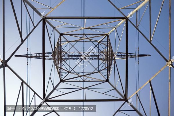 電塔里面