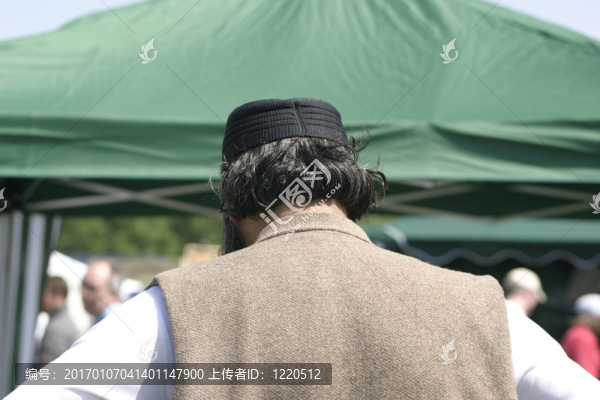 亞洲男子