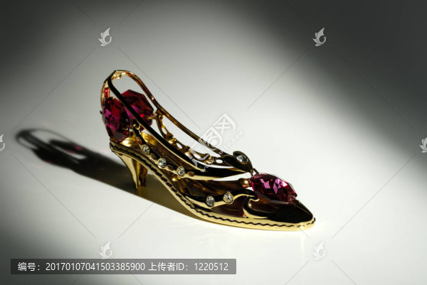 金拖鞋