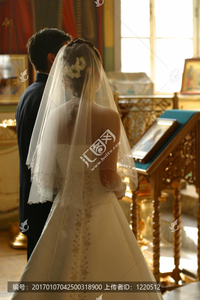 新婚夫婦