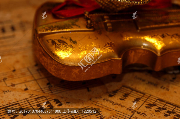 金色的小提琴