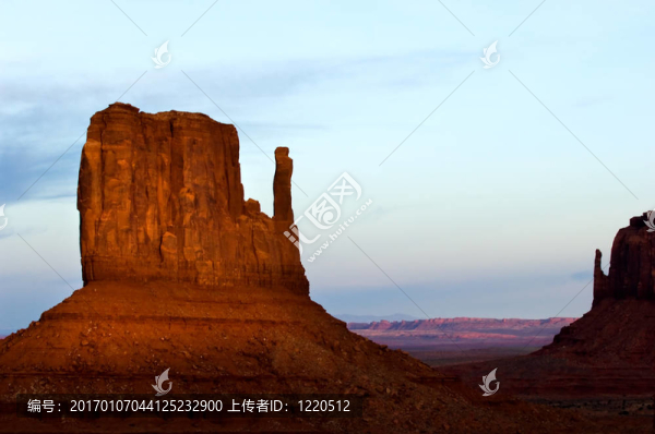 紀念碑山谷