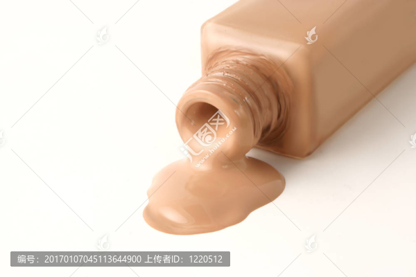 臉上的妝