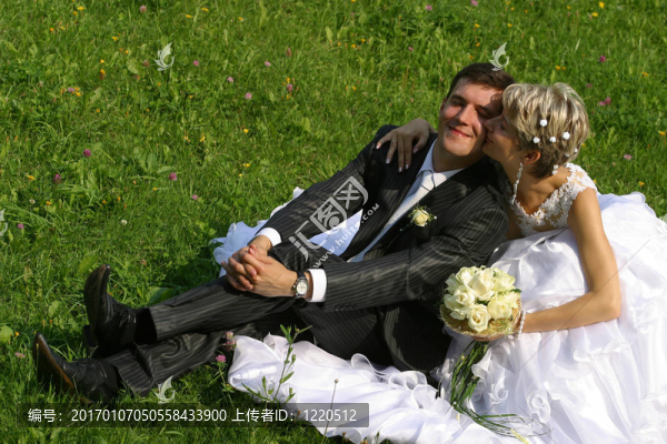 新婚夫婦