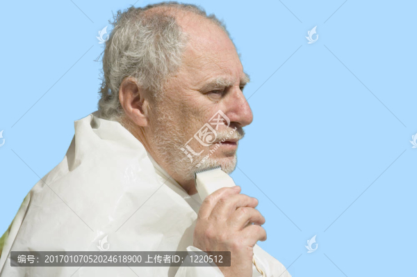 刮胡子