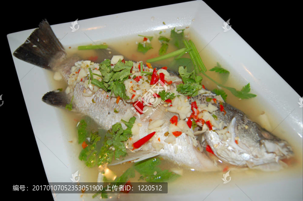 清蒸鱸魚