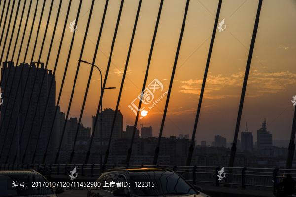索橋