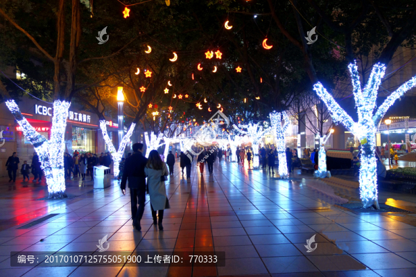 節(jié)日夜景,解放碑步行街