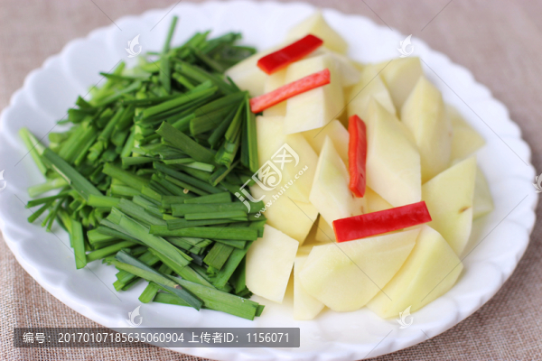 韭菜土豆
