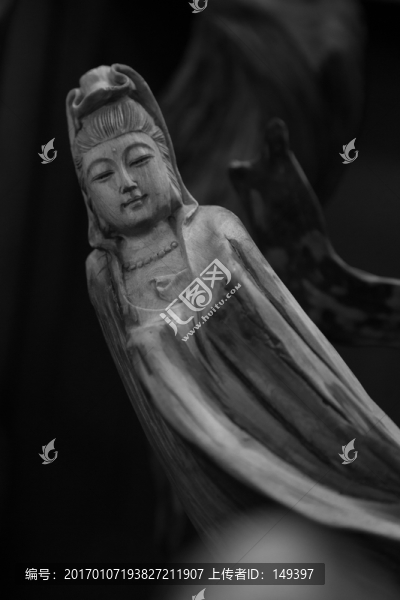 木雕藝術(shù)觀音菩薩