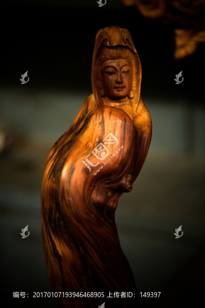 木雕藝術(shù)觀音菩薩