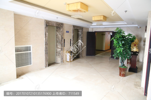 酒店電梯出入口