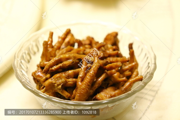 鹵雞爪