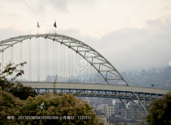 弗里蒙特橋；波特蘭；俄勒岡