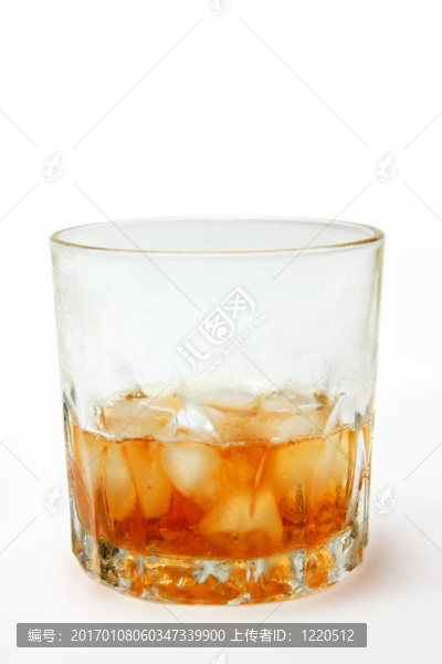杯威士忌