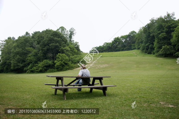 考慮