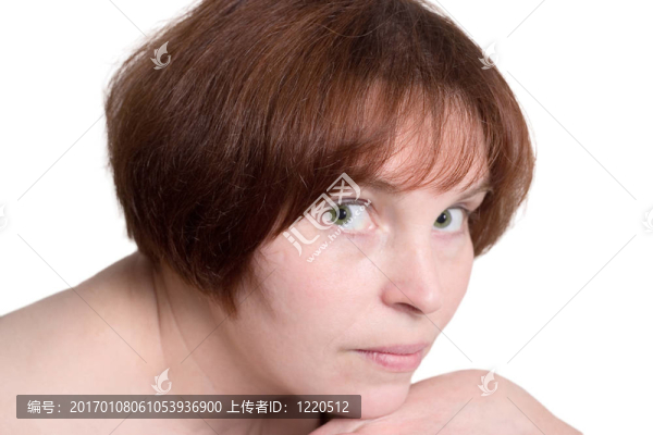 綠眼睛的女人